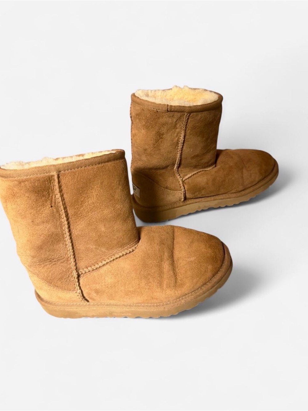 UGG Classic Short Boots Chestnut Brown